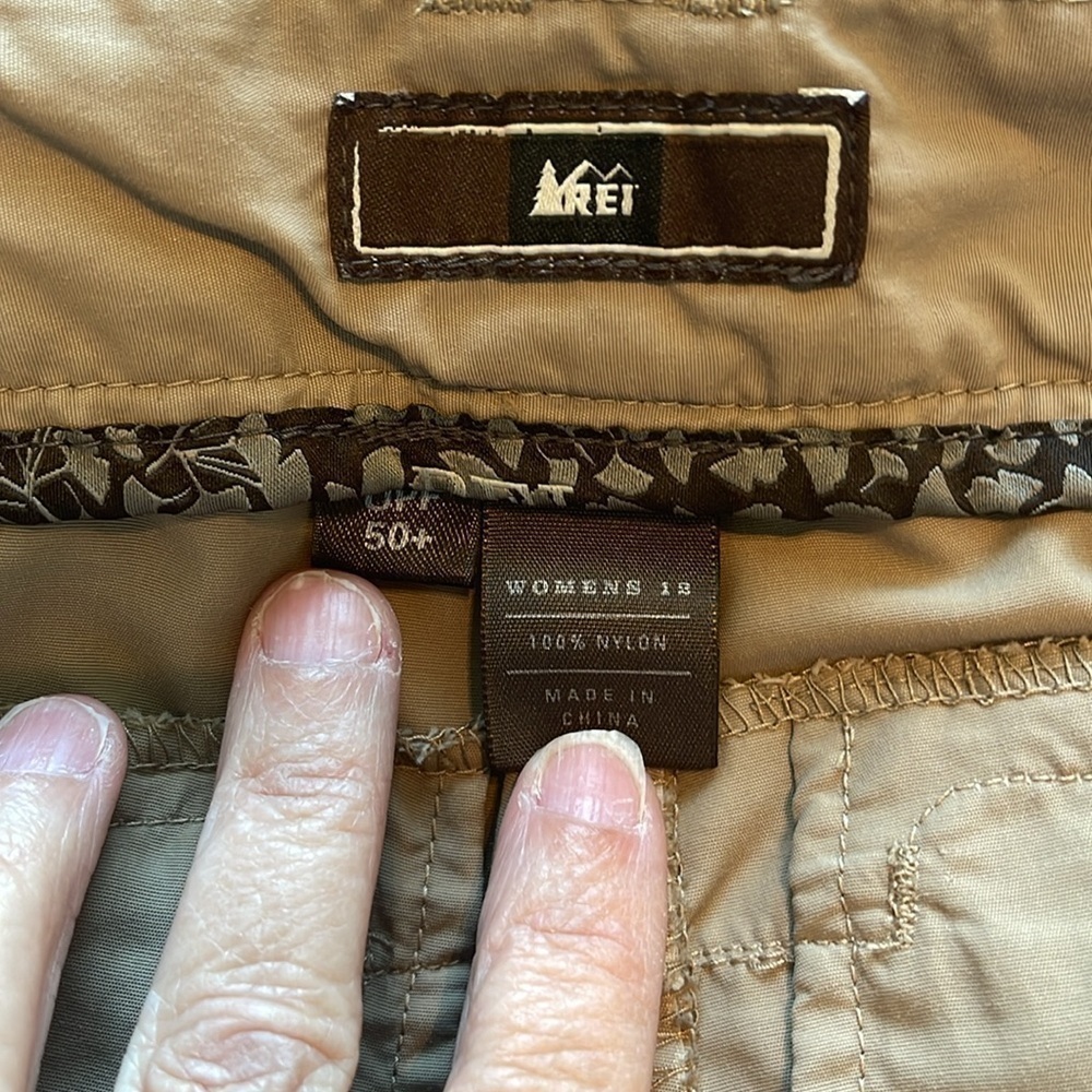 REI Convertible Utility Hiking Cargo Pants Size 12 UPF 50+ Outdoor Gorpcore EUC - Picture 7 of 11